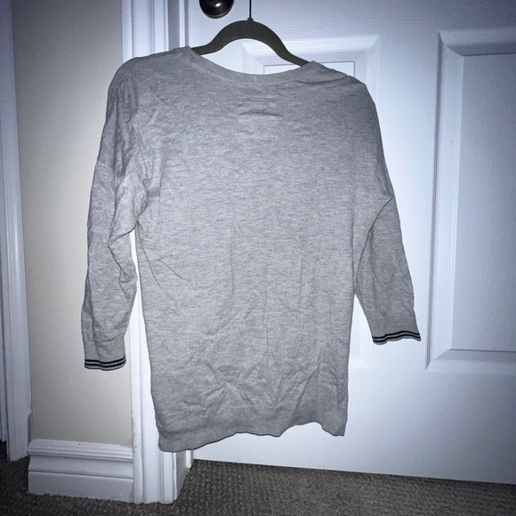 Hollister 3 Quarter Button Up Cardigan - Picture 2 of 3